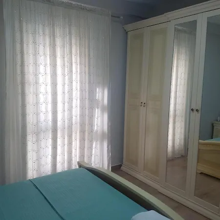 Tirana Central Apartment Daire Tiran