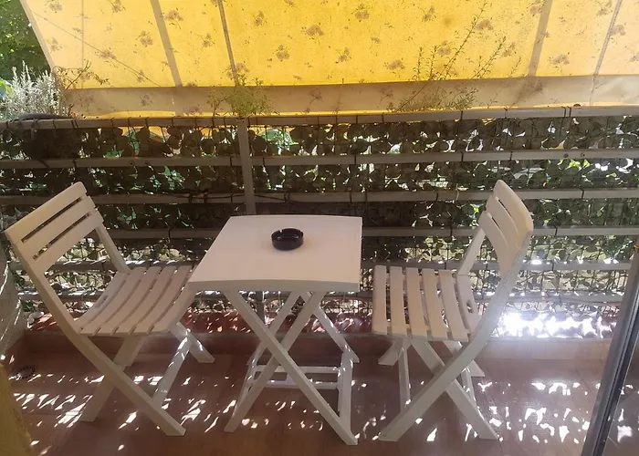 Tirana Central Apartment *